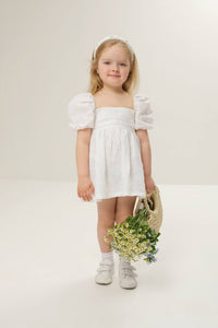 Puff-sleeves dress for kids with charming puffed sleeves and a stylish, playful design