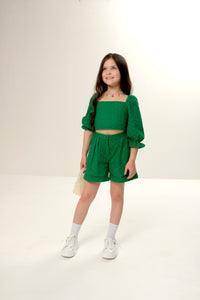 Puff-sleeves crop top for kids with charming puffed sleeves and a trendy design